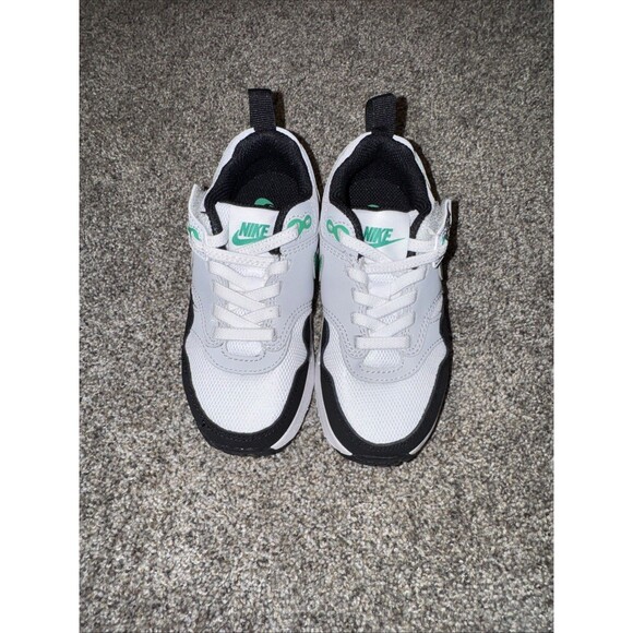 Size 9C- Nike Air Max 1 EasyOn Stadium Green
